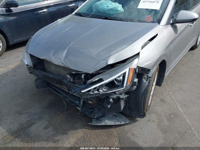 2020 HYUNDAI ELANTRA SE 6