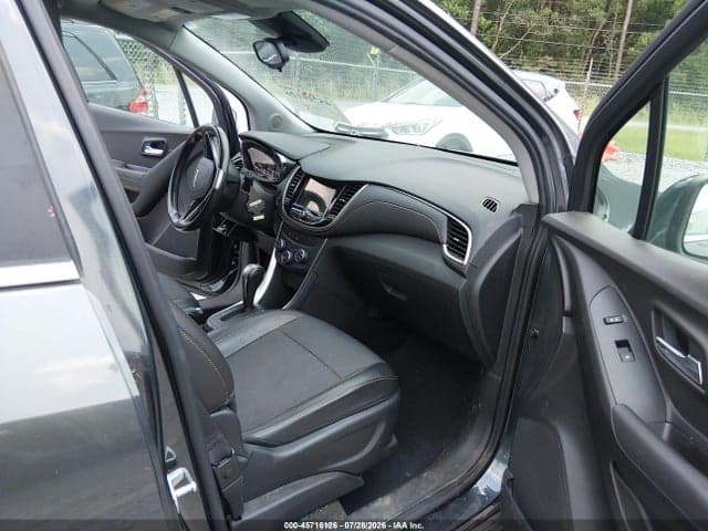 2018 CHEVROLET TRAX LT 5