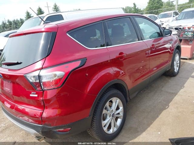 2017 FORD ESCAPE SE 4