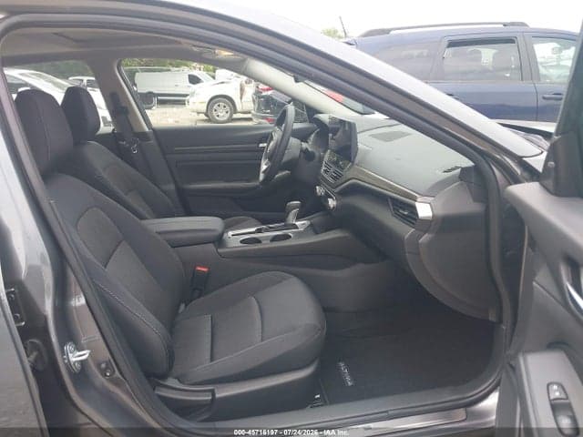 2025 NISSAN ALTIMA SV FWD 5