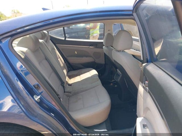 2018 HYUNDAI ELANTRA SEL 8