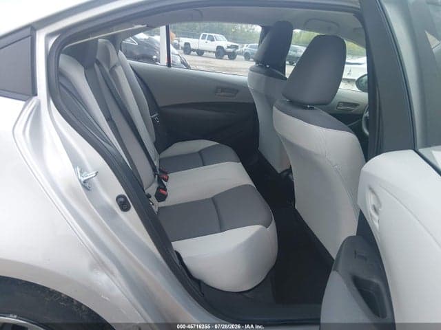 2023 TOYOTA COROLLA LE 8