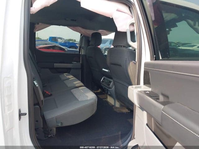 2023 FORD F-150 XLT 8