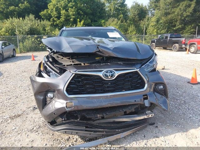 2024 TOYOTA HIGHLANDER PLATINUM 6