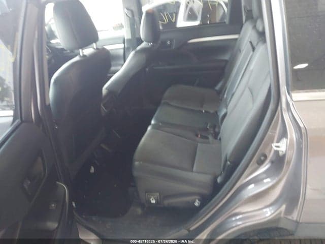 2019 TOYOTA HIGHLANDER LE PLUS 8