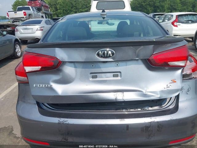 2018 KIA FORTE S 17