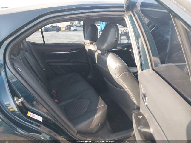 2019 TOYOTA CAMRY SE 8