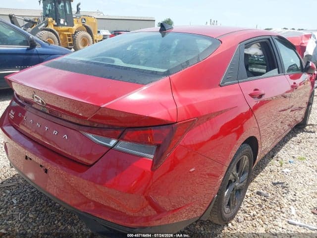 2022 HYUNDAI ELANTRA SEL 4