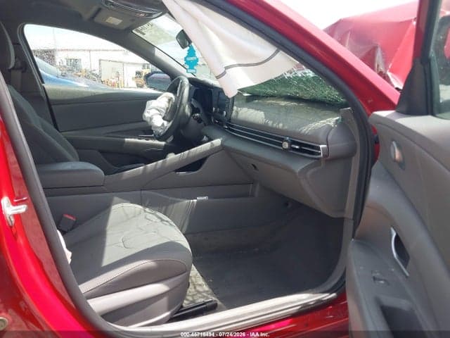 2022 HYUNDAI ELANTRA SEL 5