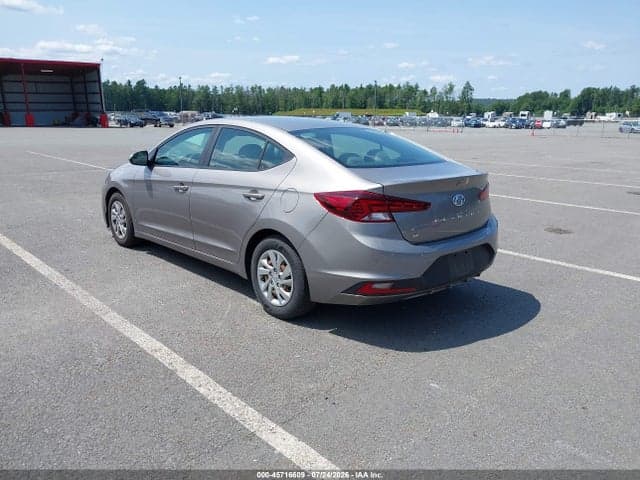 2020 HYUNDAI ELANTRA SE 3