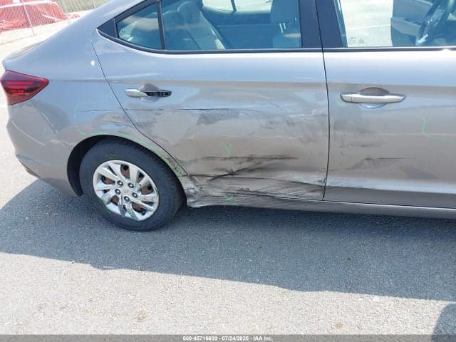 2020 HYUNDAI ELANTRA SE 6