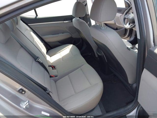 2020 HYUNDAI ELANTRA SE 8