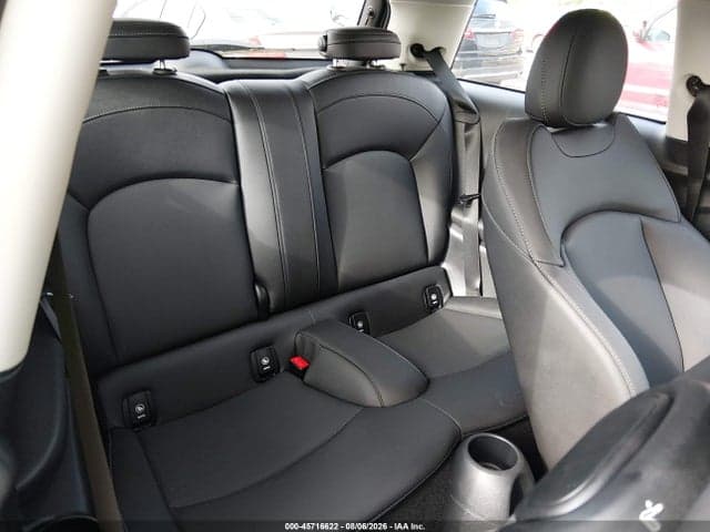 2024 MINI HARDTOP COOPER S 8