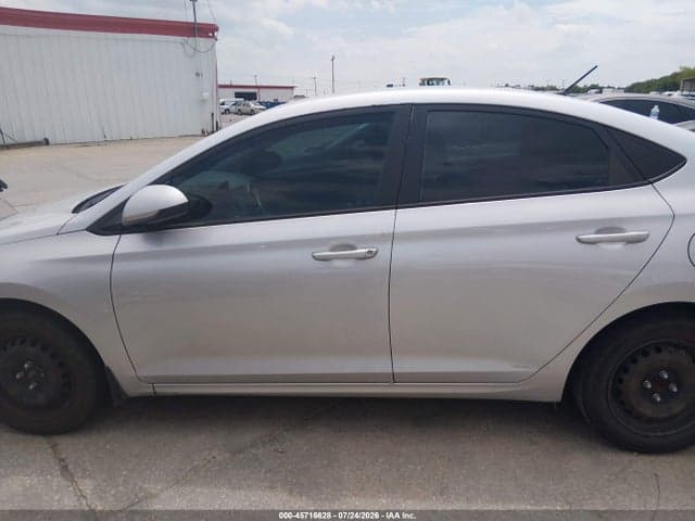 2021 HYUNDAI ACCENT SE 14