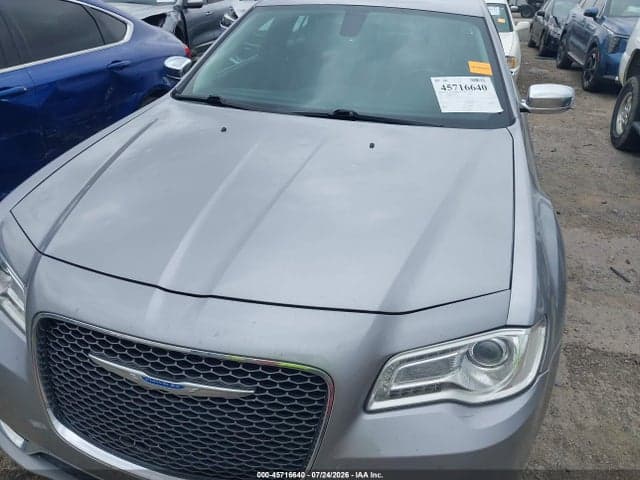 2017 CHRYSLER 300C 6