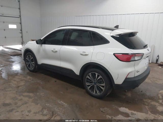 2022 FORD ESCAPE SE 3