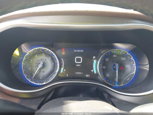 2017 CHRYSLER PACIFICA LIMITED 7