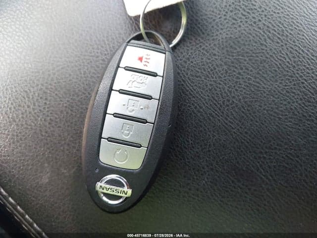 2019 NISSAN PATHFINDER SL 11