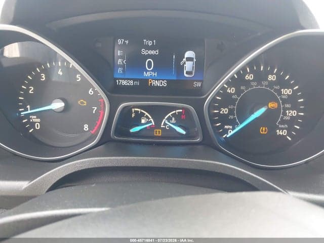 2017 FORD ESCAPE SE 7