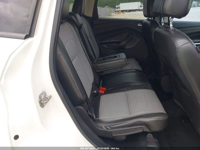 2017 FORD ESCAPE SE 8