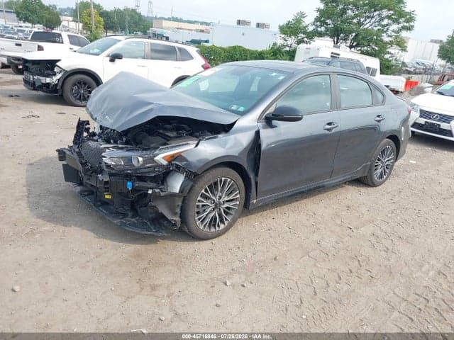 2024 KIA FORTE GT-LINE 2