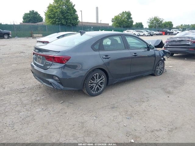 2024 KIA FORTE GT-LINE 4