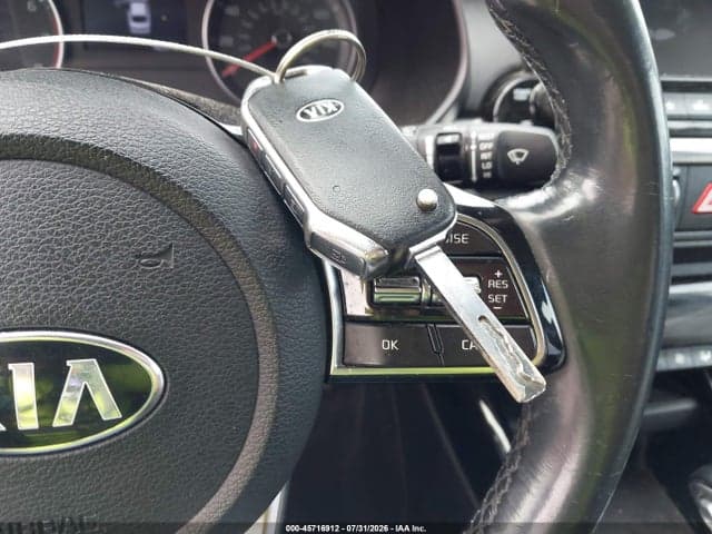 2019 KIA FORTE S 11