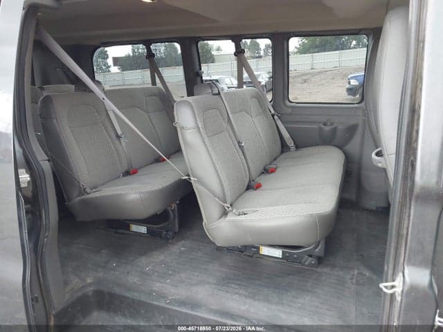 2017 CHEVROLET EXPRESS 2500 LS 8