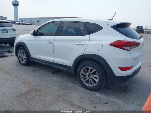 2017 HYUNDAI TUCSON SE 3
