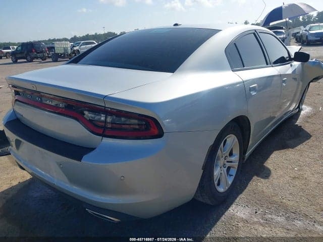 2022 DODGE CHARGER SXT RWD 4
