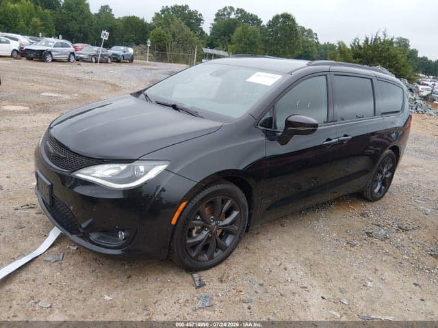 2019 CHRYSLER PACIFICA LIMITED 2