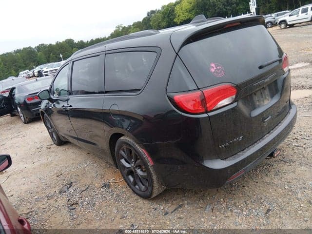 2019 CHRYSLER PACIFICA LIMITED 3