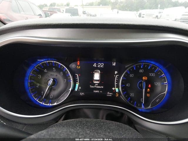 2019 CHRYSLER PACIFICA LIMITED 7