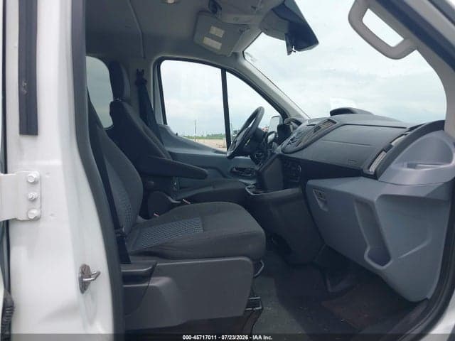 2018 FORD TRANSIT-350 XL 5