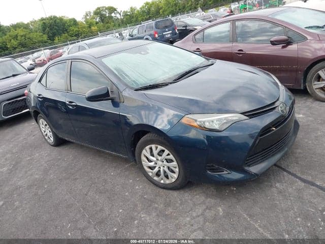 2019 TOYOTA COROLLA LE 1