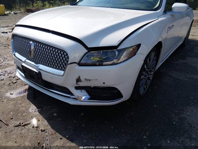 2017 LINCOLN CONTINENTAL SELECT 17
