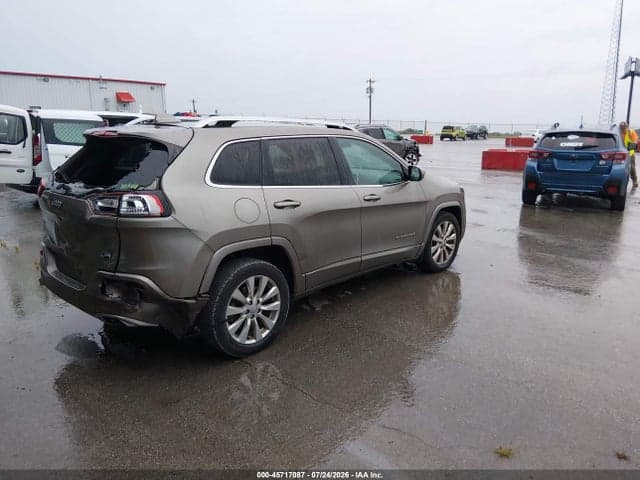 2017 JEEP CHEROKEE OVERLAND 4