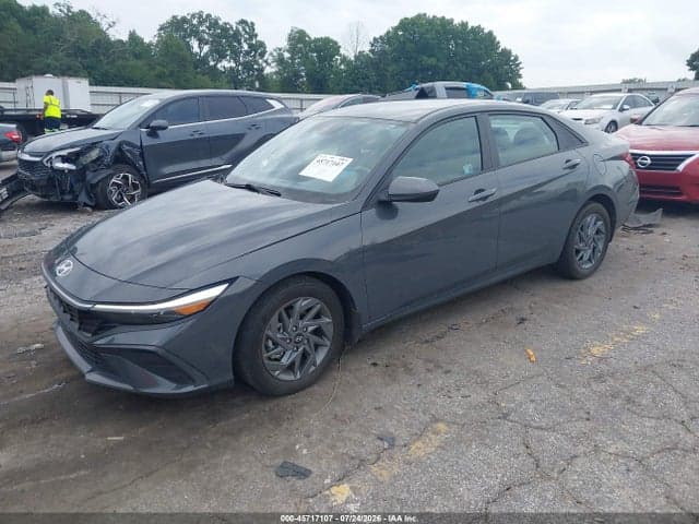 2024 HYUNDAI ELANTRA SEL 2