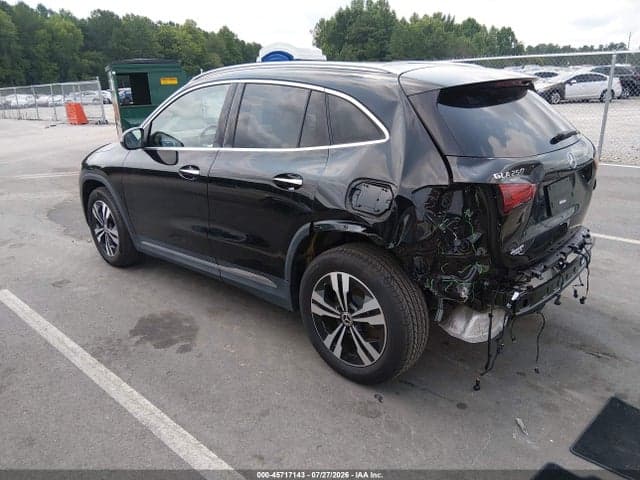 2025 MERCEDES-BENZ GLA 250 4MATIC 3