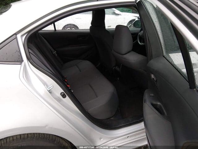 2024 TOYOTA COROLLA LE 8