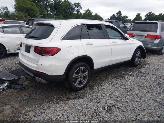 2022 MERCEDES-BENZ GLC 300 4MATIC SUV 4