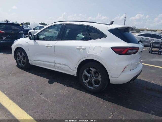 2023 FORD ESCAPE ST-LINE 3