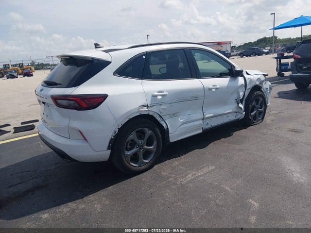 2023 FORD ESCAPE ST-LINE 4