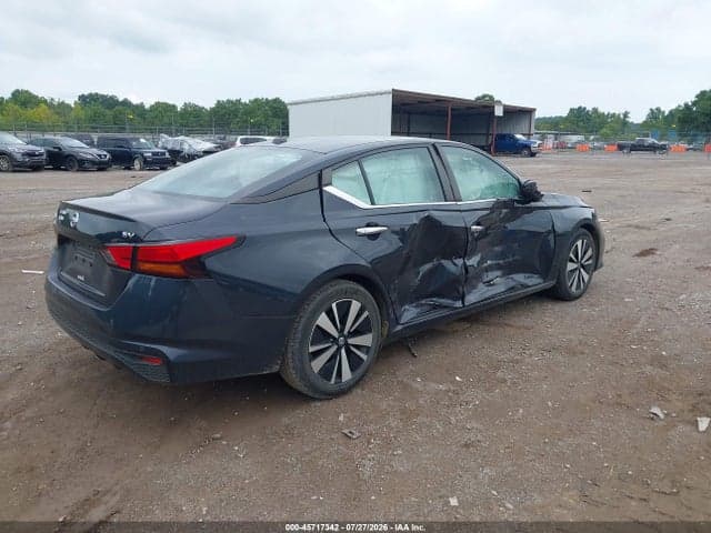 2022 NISSAN ALTIMA SV FWD 4