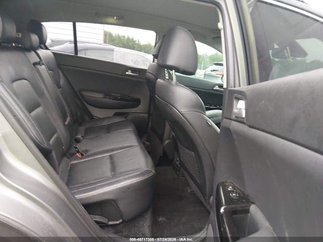2018 KIA SPORTAGE EX 8