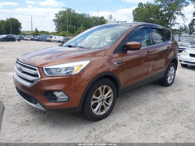 2017 FORD ESCAPE SE 2