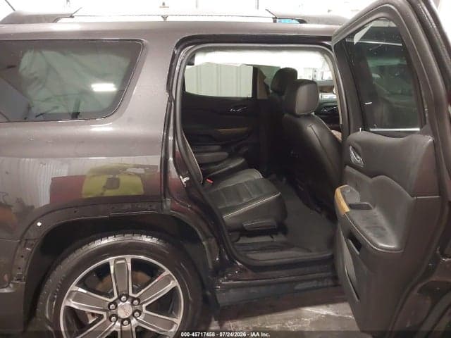 2017 GMC ACADIA DENALI 8