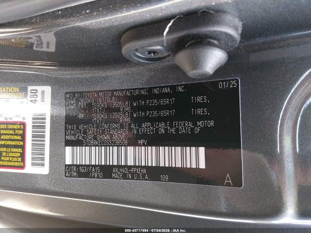 2025 TOYOTA SIENNA LE 9