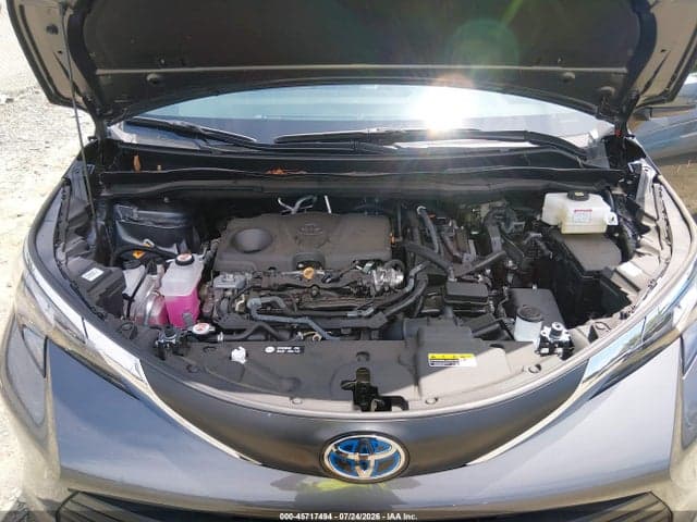 2025 TOYOTA SIENNA LE 10