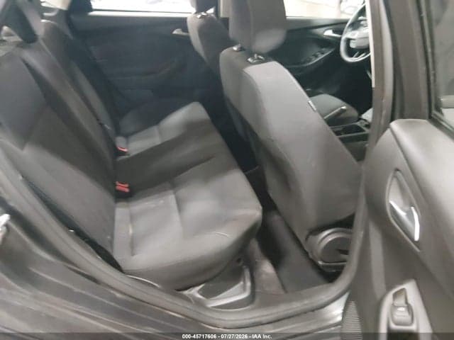 2018 FORD FOCUS SE 8